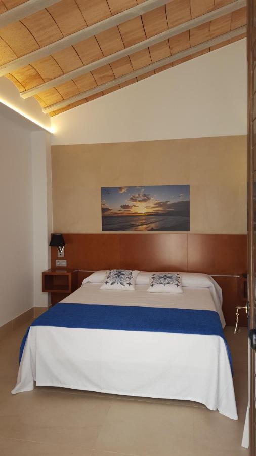 Hotel Isla Plana Табарка Екстериор снимка