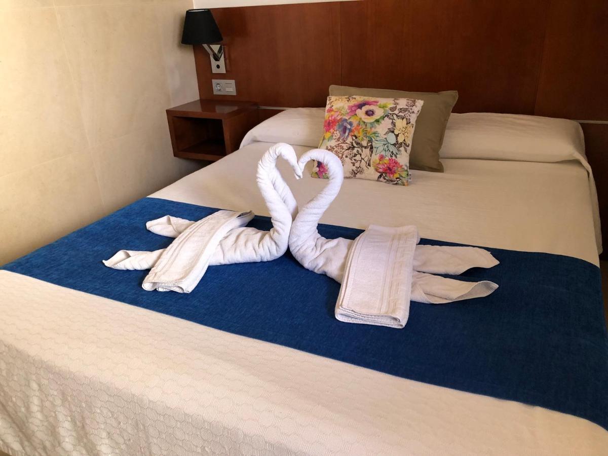 Hotel Isla Plana Табарка Екстериор снимка