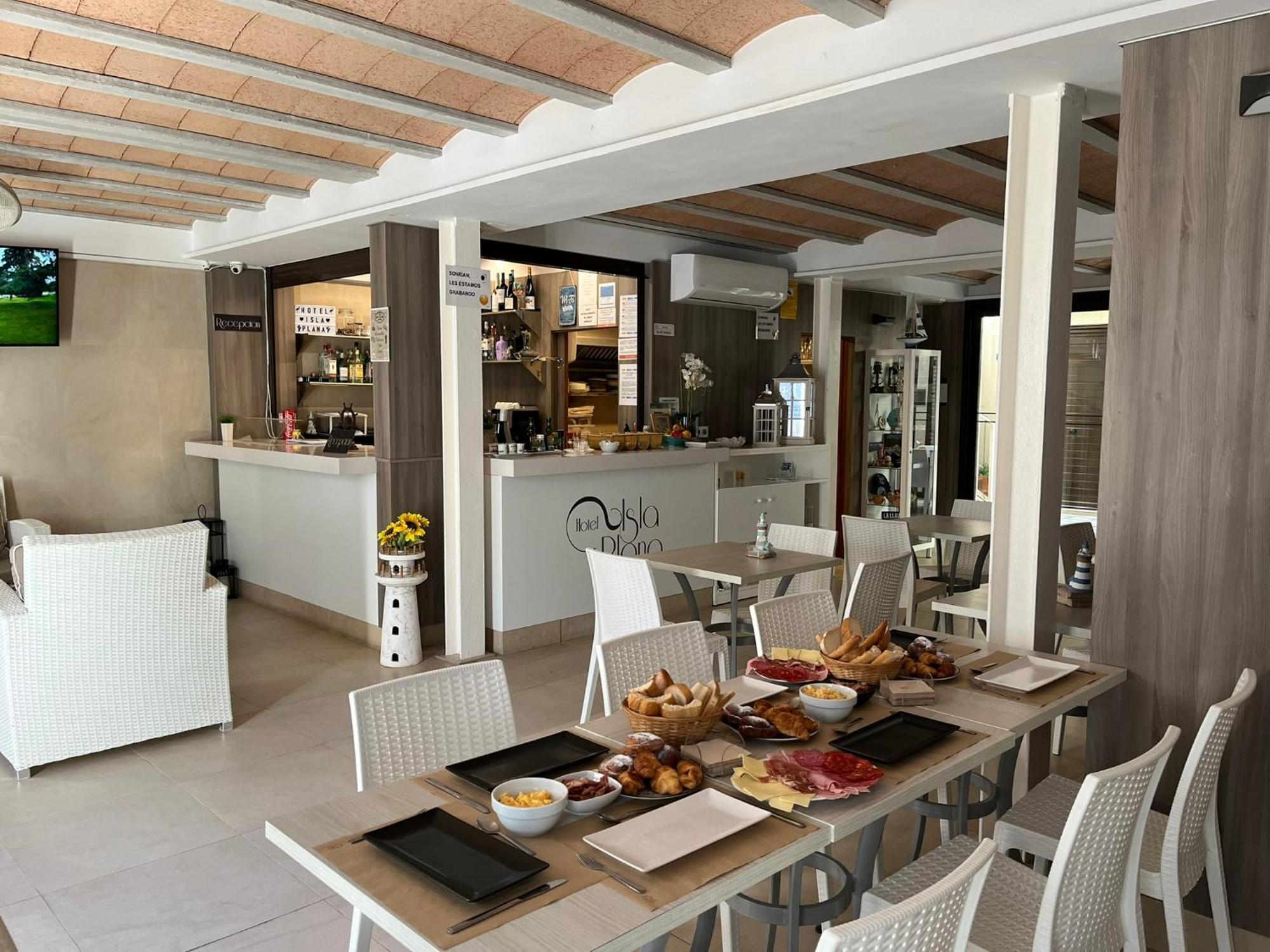 Hotel Isla Plana Табарка Екстериор снимка